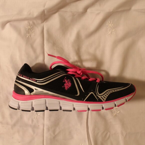 Shoes-005 - Picture 2 of 3